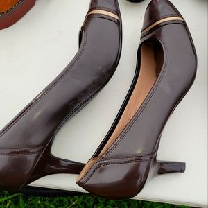 Brown pumps